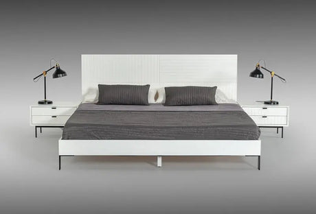 Vig Furniture - Nova Domus Valencia Contemporary White Bed - Vgmabr-76-Bed