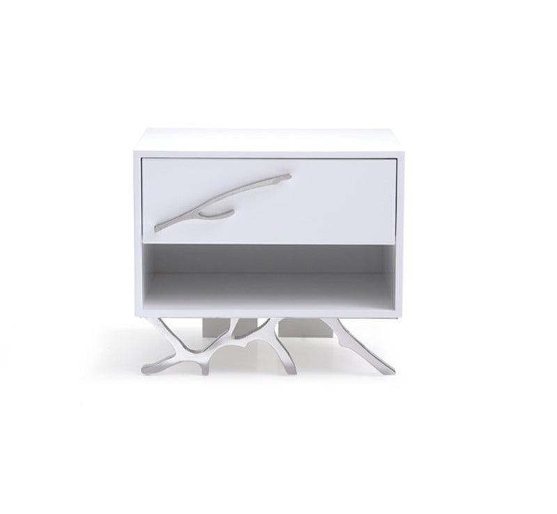 Vig Furniture - Modrest Legend Modern White Nightstand - Vgvcn8111-Wht